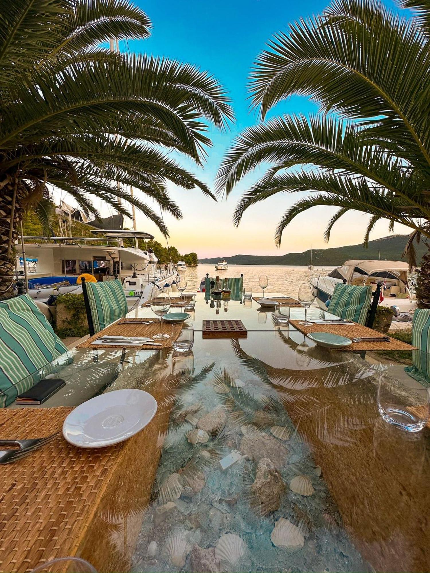 Villa Rava Hotel & Restaurant ภายนอก รูปภาพ
