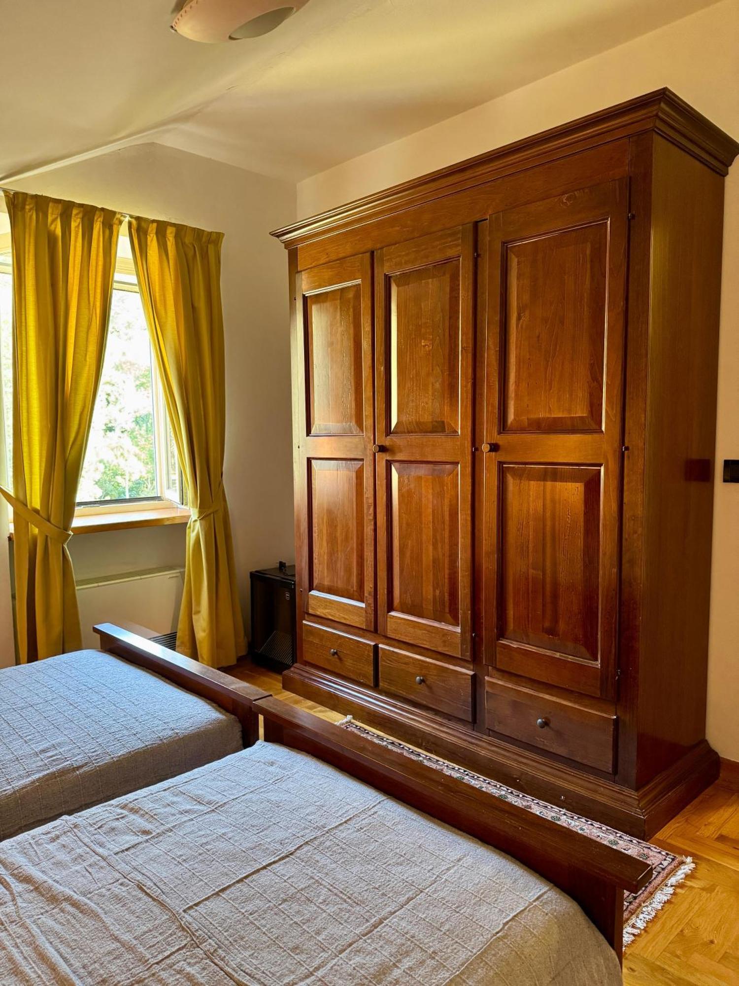 Villa Rava Hotel & Restaurant ภายนอก รูปภาพ