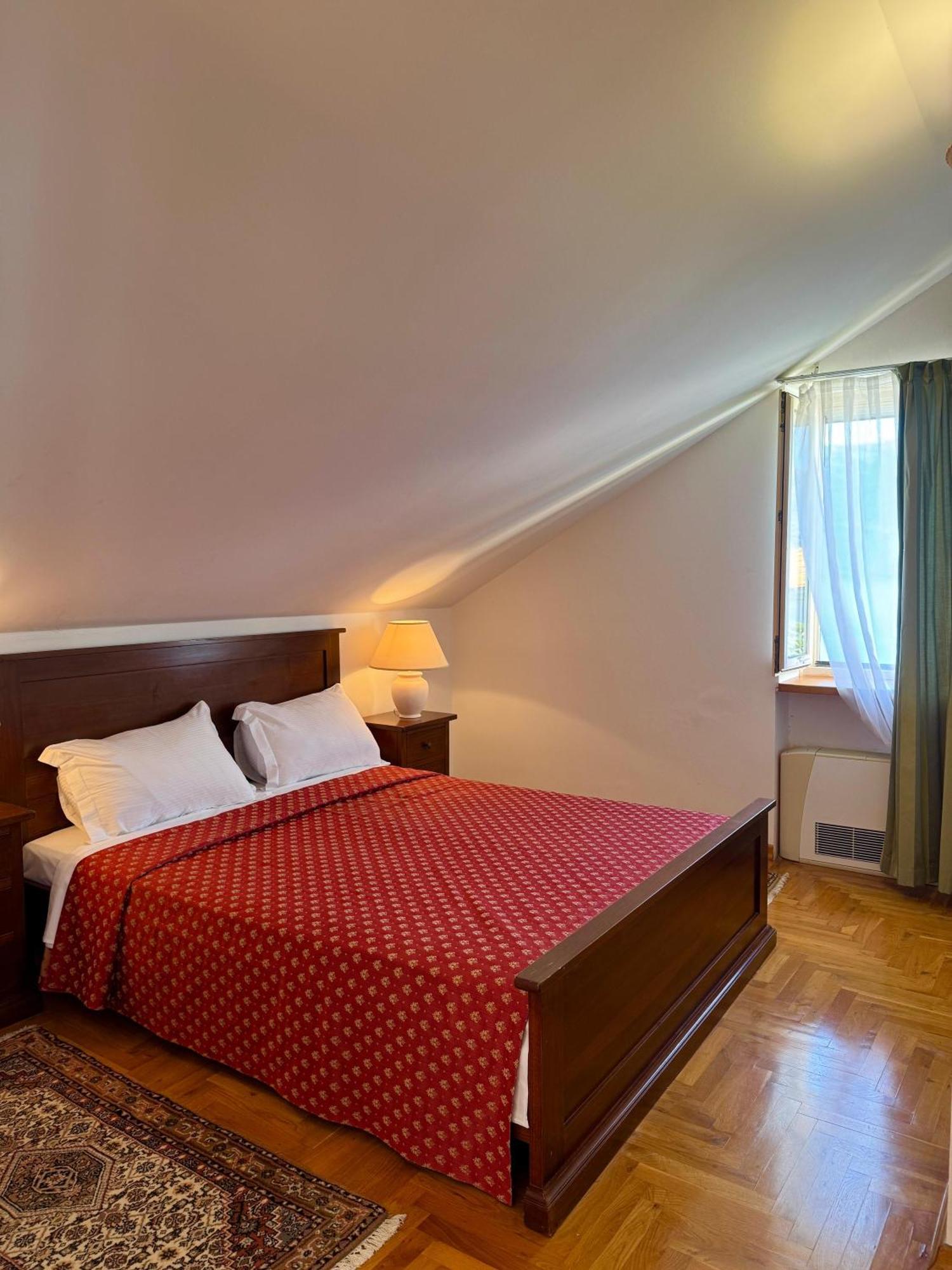 Villa Rava Hotel & Restaurant ภายนอก รูปภาพ