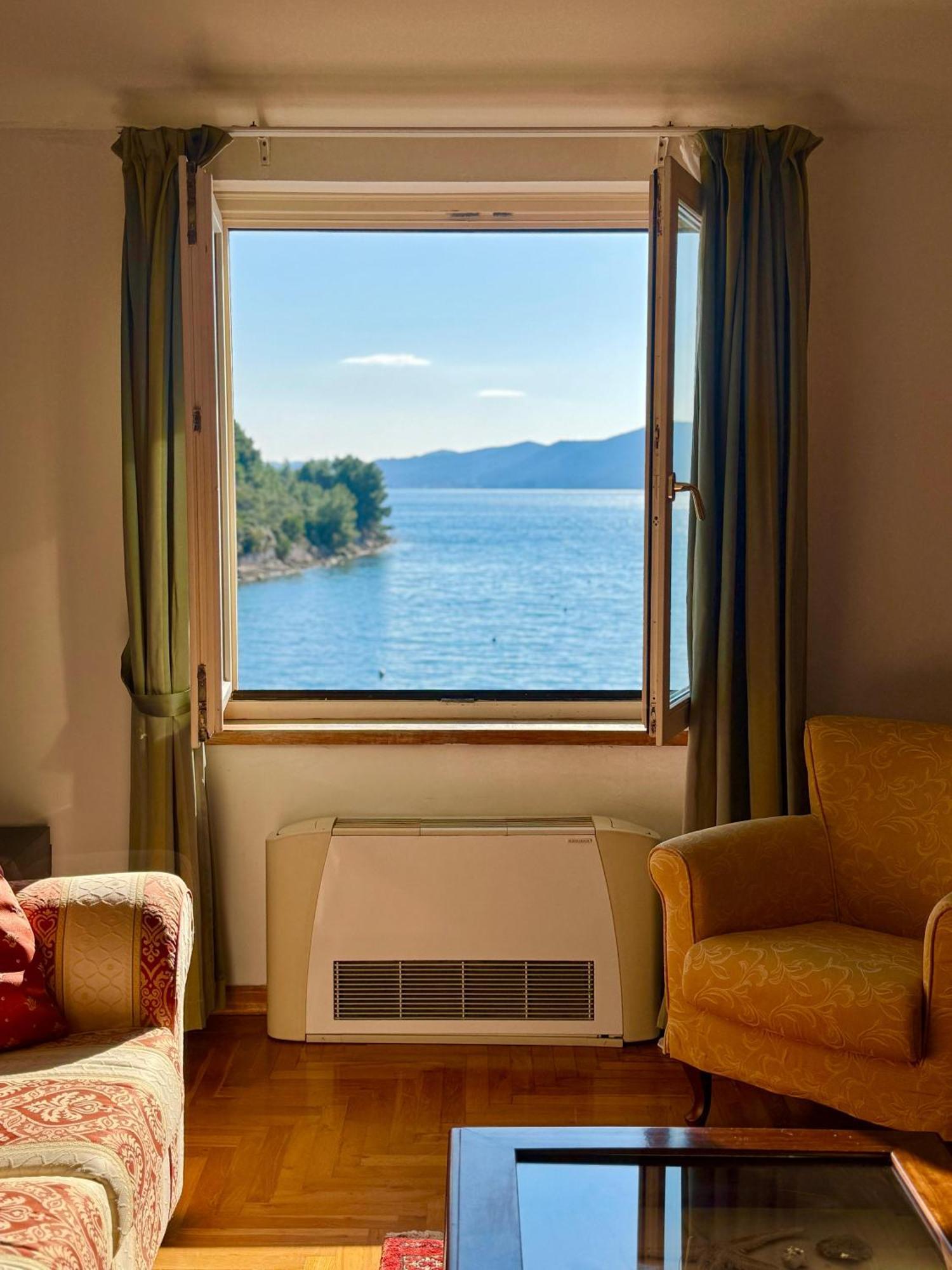 Villa Rava Hotel & Restaurant ภายนอก รูปภาพ
