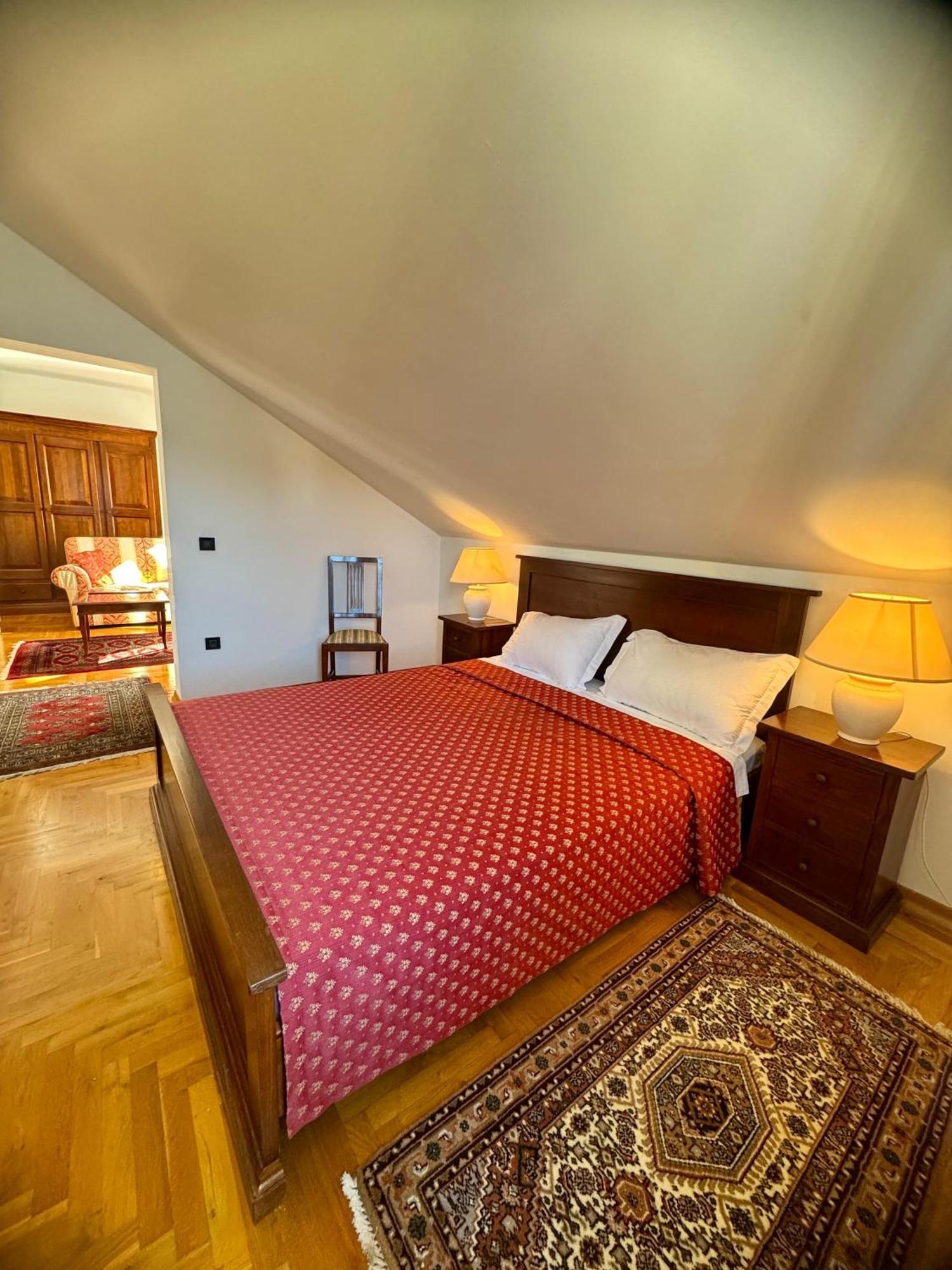 Villa Rava Hotel & Restaurant ภายนอก รูปภาพ